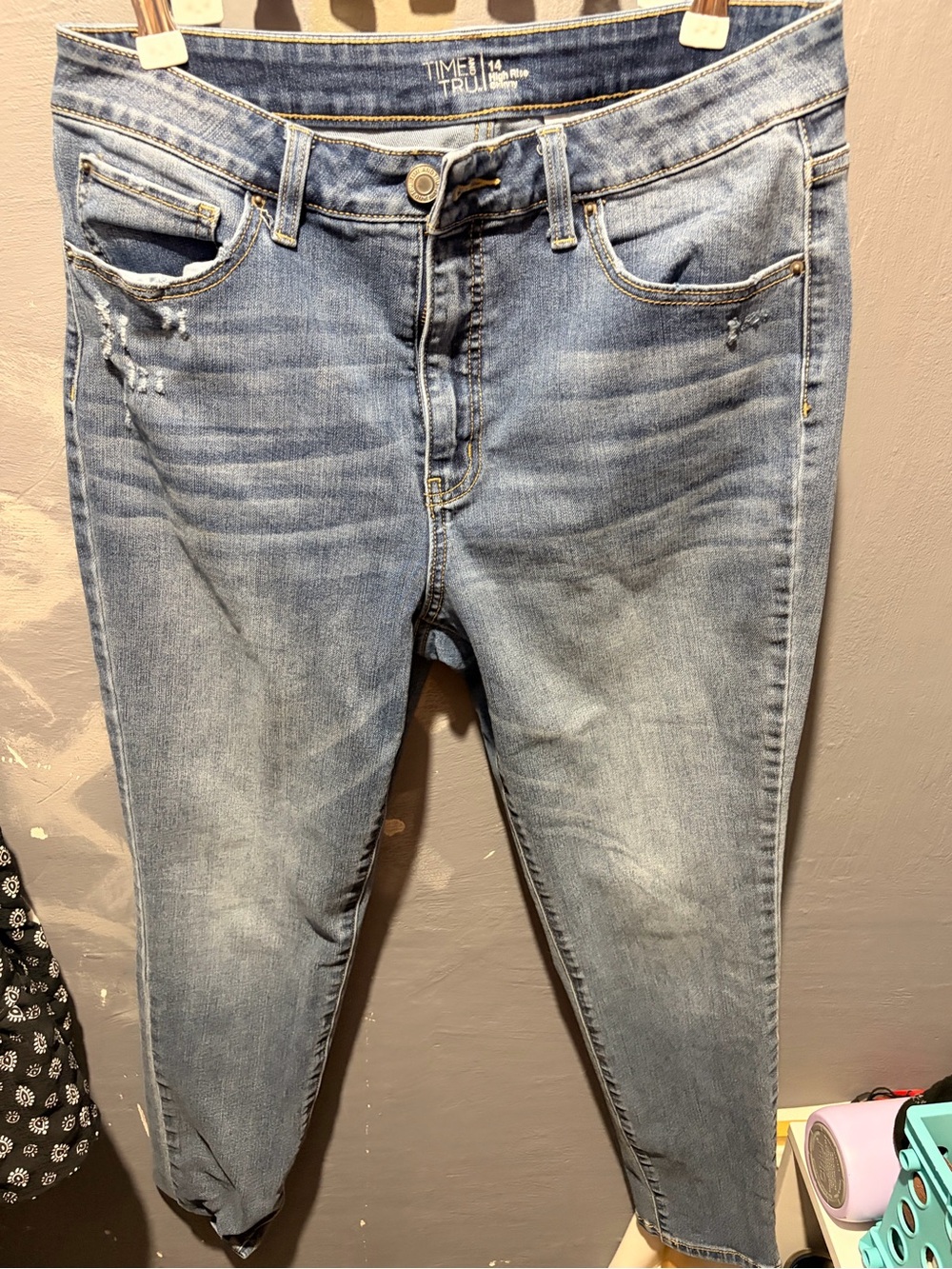Time and Tru Light Blue Slim Men’s Jeans